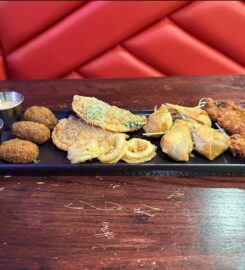 161 Bar & Grill Restaurant