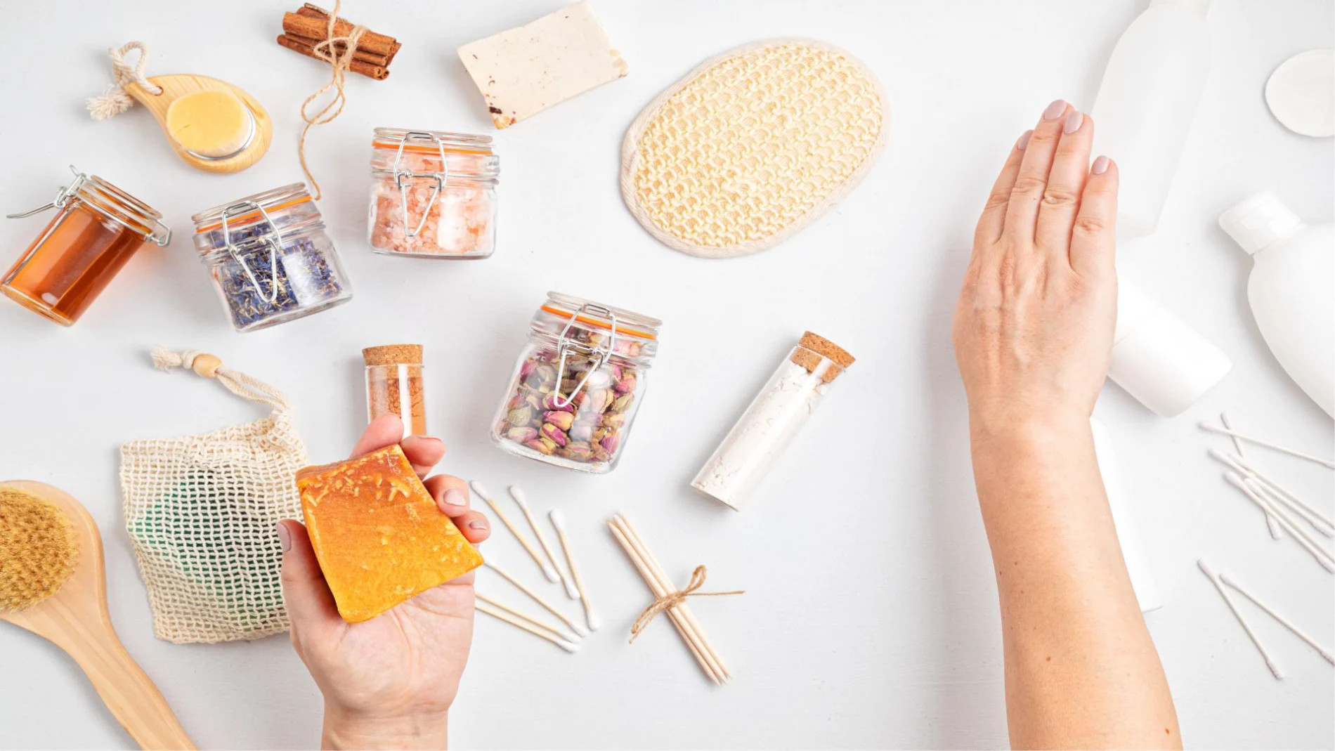 How to Shop Ethically for Cosmetics